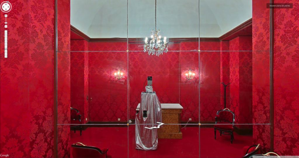 Mario Santamaria, The phantom of the mirror, photographie numérique, série, 20 éléments, 2014.